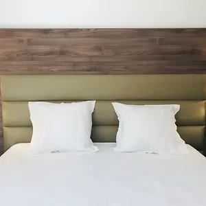 3* Ξενοδοχείο Yes